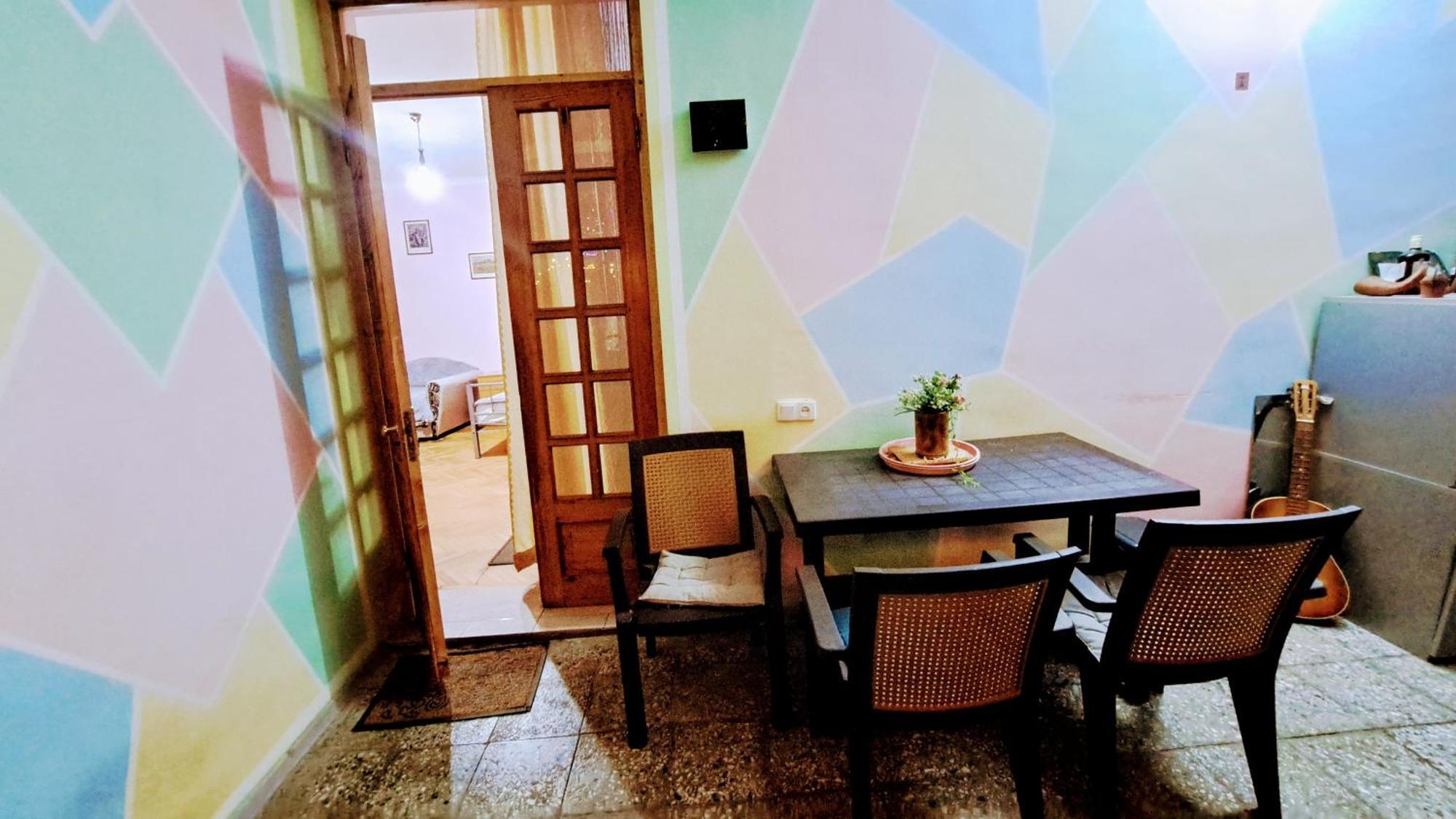 Beautiful Apartment In Old Tbilisi Exterior foto