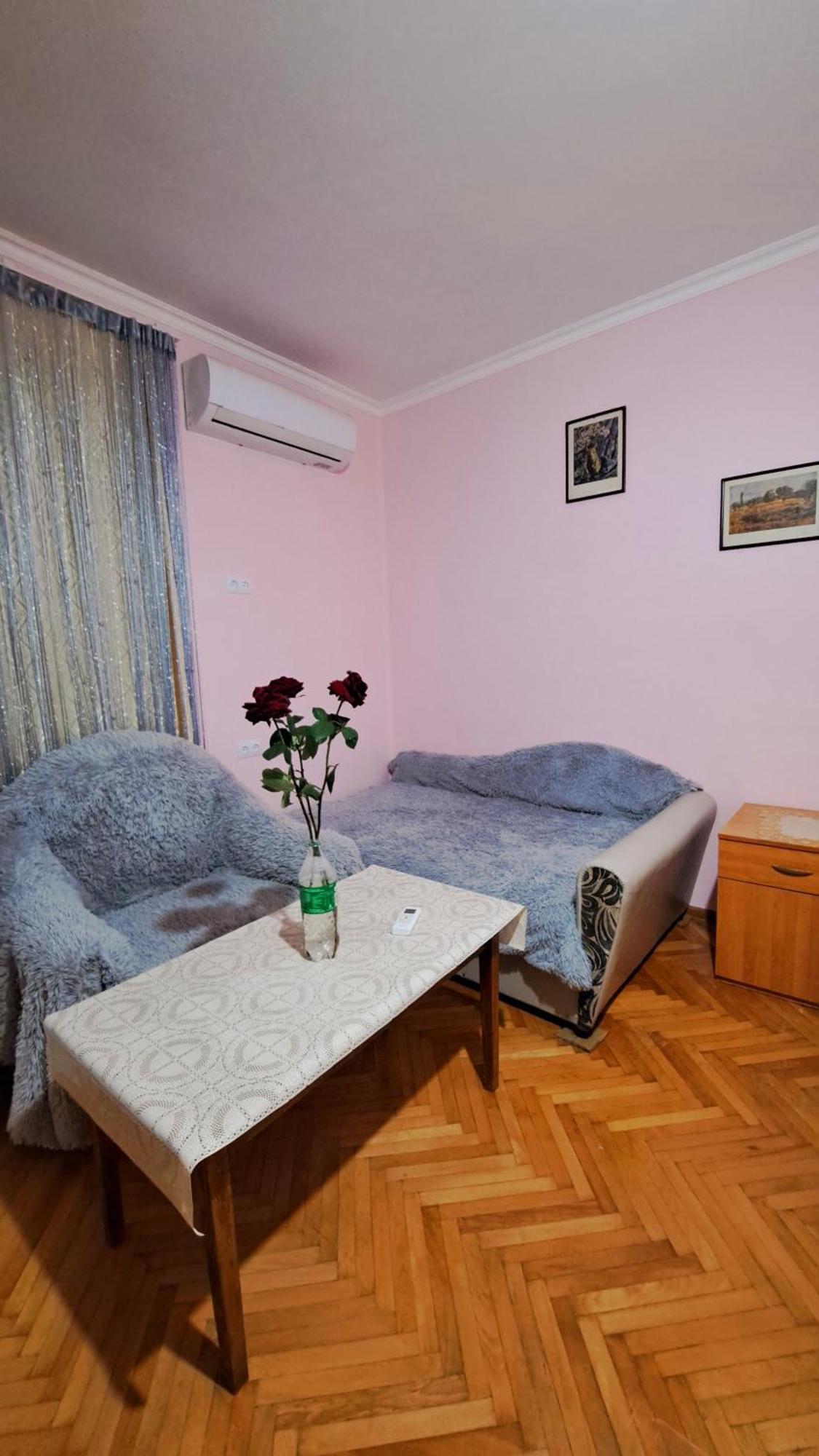 Beautiful Apartment In Old Tbilisi Quarto foto